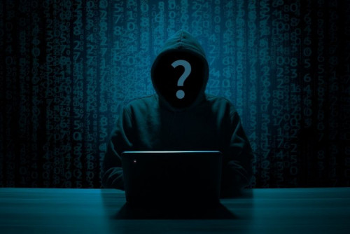 Ruský hacker ukradol osobné údaje miliónom ľuďom a následne ich predával